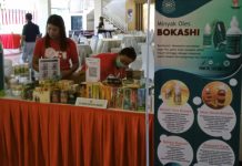 Peserta Bon Odori Festival Minati Produk Pak Oles