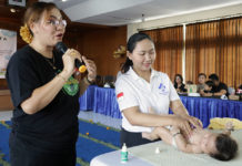 Pijat Bayi Dengan Minyak Bokashi Aman Pada Kulit Kering dan Sensitif