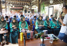 SMK Bina Nusa Slawi Tegal Kunjungi Perusahaan Pak Oles