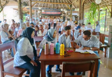 69 Mahasiswa Farmasi Universitas NU NTB Berkunjung ke POGS