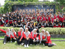 Siswa SD Bhakti Mulia Belajar Mengenal Alam Di Pak Oles Green School