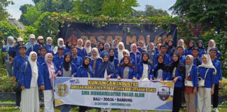 Siswa SMK Muhammadiyah Pagar Alam Kunjungi PT Karya Pak Oles Group Di Denpasar, Belajar Inovasi Dan Dunia Industri
