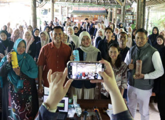 113 Mahasiswa Farmasi UM Palopo Kunjungi Industri Herbal Pak Oles Di Bali