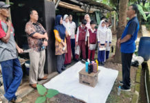 PT Songgolangit Persada Gelar Pelatihan Kompos EM4 di SDN Ujung Menteng 01 Jakarta Timur