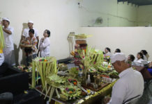 Usada Pak Oles Gelar Upacara Melaspas dan Penyucian Bangunan Suci di Hari Bude Wage Langkir