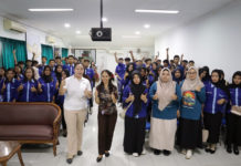 Teknik Pemasaran Pak Oles Menginspirasi Siswa SMK Pancasila 4 Baturetno Wonogiri-Jawa Tengah