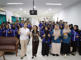 Teknik Pemasaran Pak Oles Menginspirasi Siswa SMK Pancasila 4 Baturetno Wonogiri-Jawa Tengah