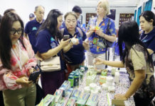 Kunjungi Pabrik Pak Oles, Delegasi APNAN Berburu Produk Herbal Bali