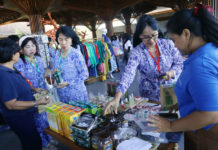 Produk Ramuan Pak Oles jadi Primadona dalam Pameran IWAPI Bali