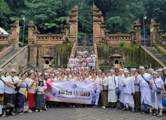 Sambut HUT ke-29, Keluarga Besar Pak Oles Group Gelar Tirta Yatra